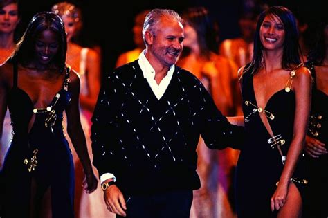 stilists di versace|who did versace wear.